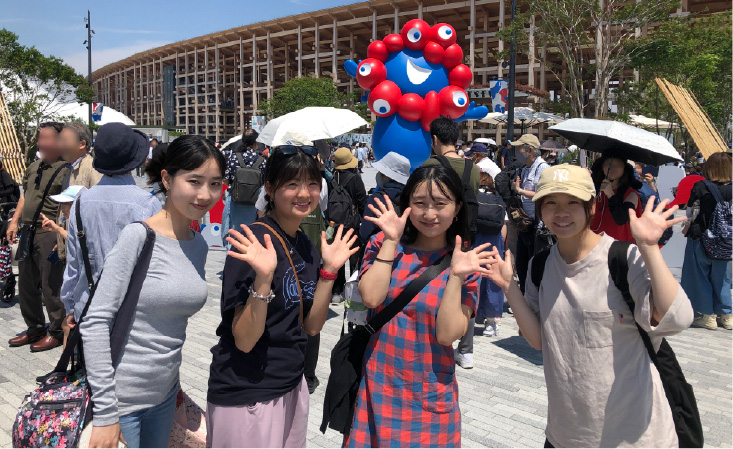 視察の様子
